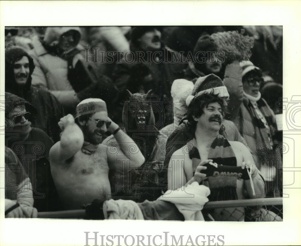 1989 Press Photo Some of the inhabitants of Cleveland&#39;s infamous Dawg Pound- Historic Images