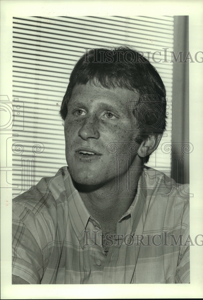 1985 Press Photo Rice University football player Mark Comalander. - hcs04005- Historic Images