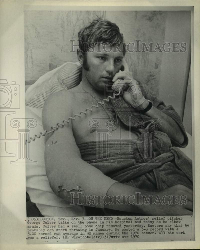 1970 Press Photo George Culver talks on the phone in his hospital bed in Houston- Historic Images