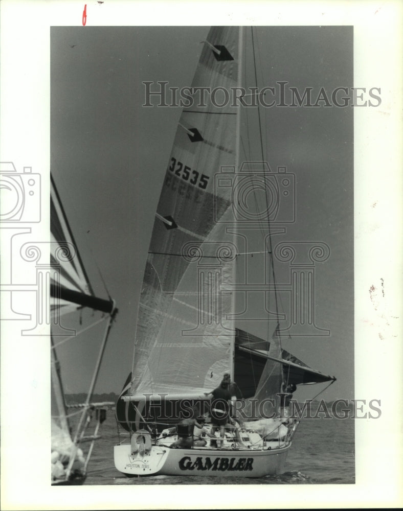 1990 Press Photo Foley&#39;s/Sperry Cup Challenge draws 119 boats to Galveston Bay.- Historic Images