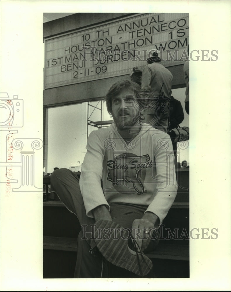 1982 Press Photo Houston-Tenneco Marathon winner Benji Durden. - hcs04586- Historic Images