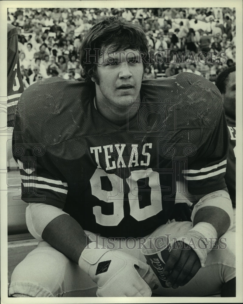 1983 Press Photo University of Texas football player John Haines takes a break.- Historic Images