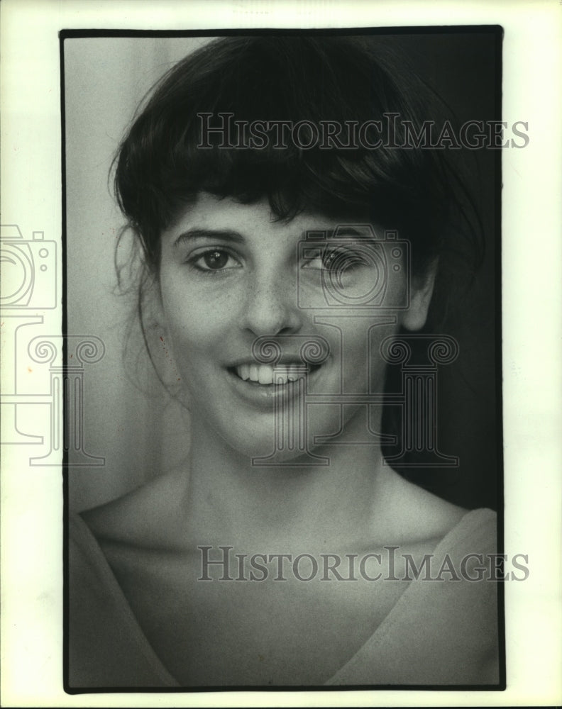 1986 Press Photo Gymnast Kelly Garrison of Edmond, Oklahoma. - hcs04977- Historic Images