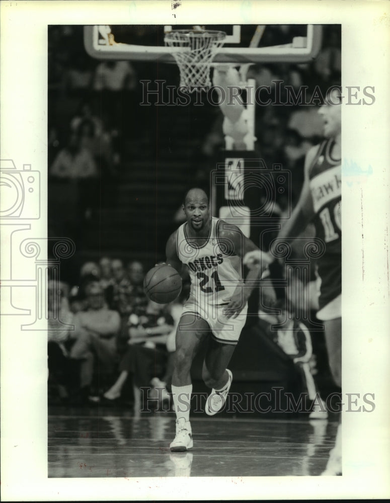 1987 Press Photo Houston Rockets basketball player World B. Free. - hcs05107- Historic Images