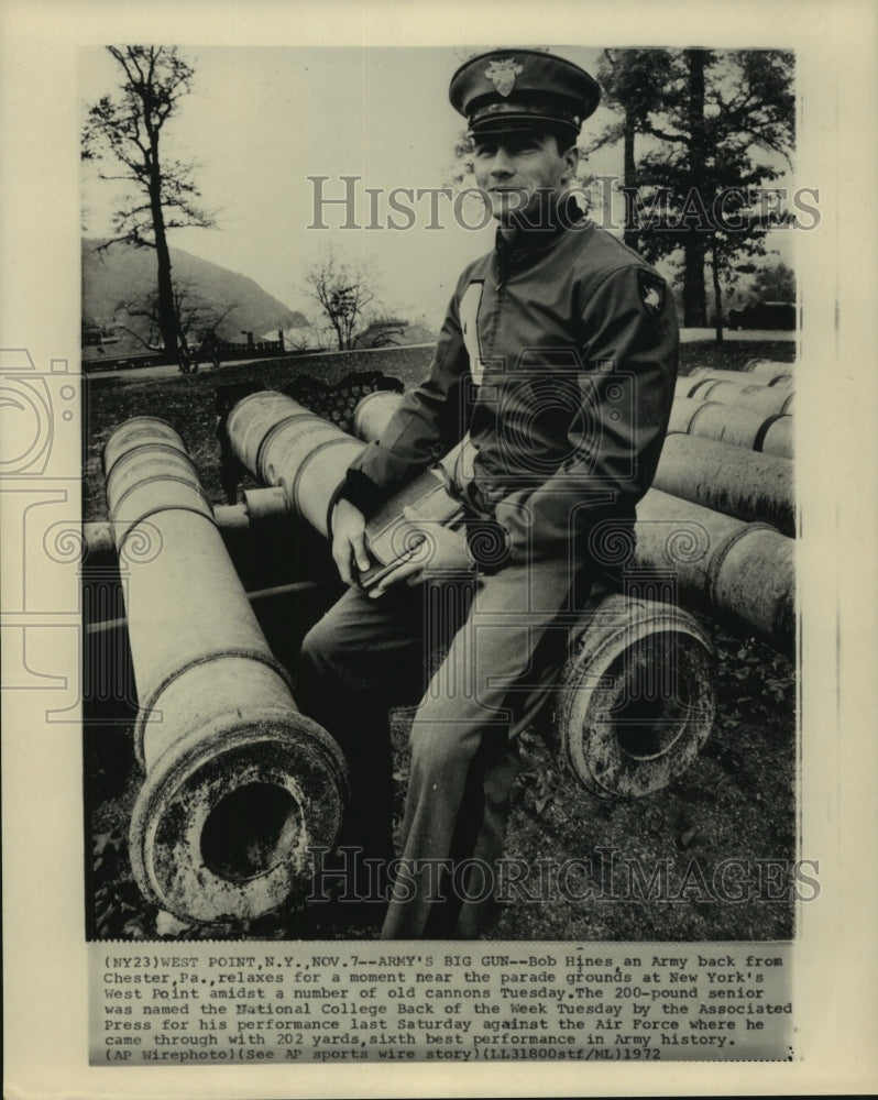 1972 Press Photo Army back, Bob Hines, named AP National Back of the Week.- Historic Images