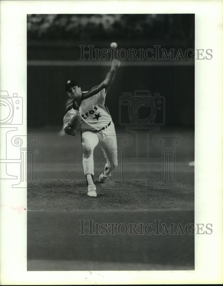 1989 Press Photo Houston Astros&#39; pitcher Jim Deshaies, lefty pitcher on mound- Historic Images