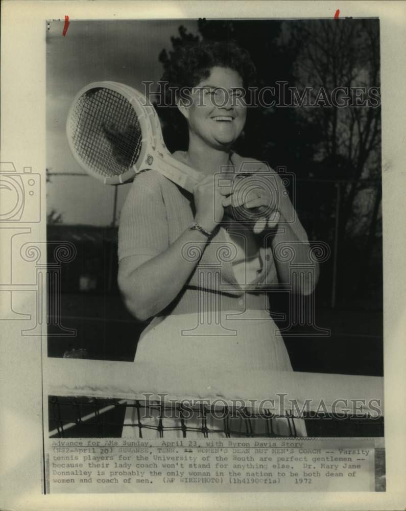 1972 Press Photo Mary Jane Donnalley, men&#39;s tennis coach for Sewanee in TN- Historic Images