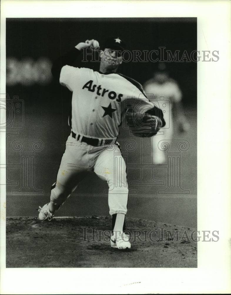 1990 Press Photo Houston Astros pitcher Bill Gullickson victory over Cardinals.- Historic Images