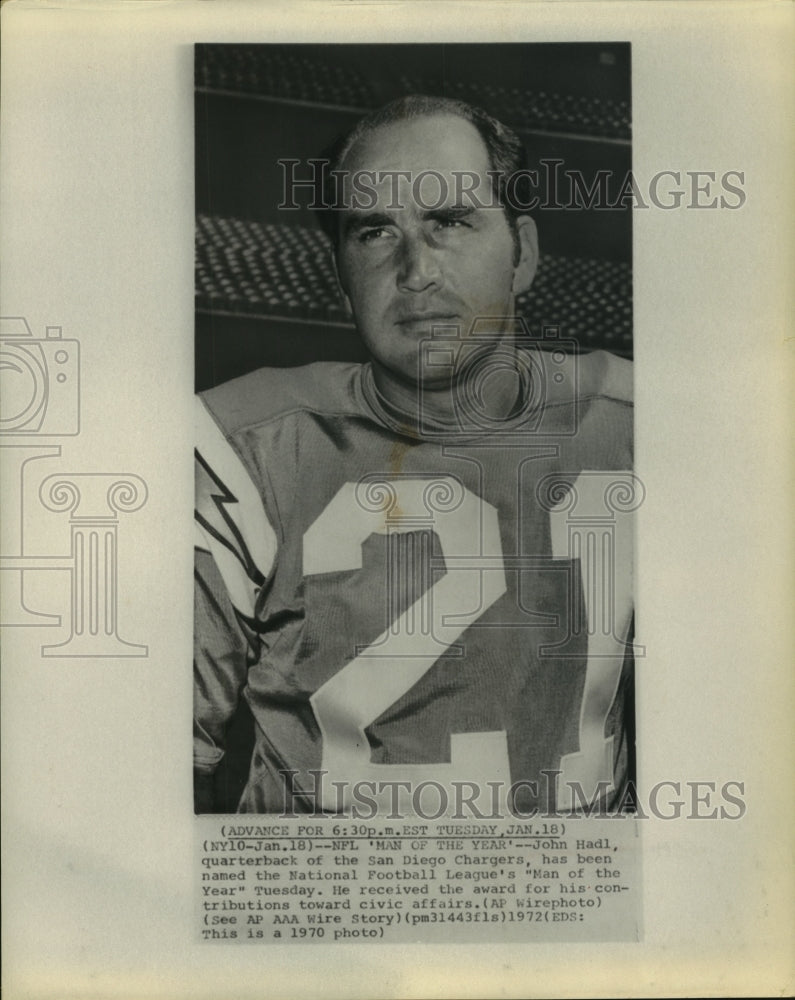 1970 Press Photo San Diego Chargers receives NFL's "Man of the Year" award.- Historic Images