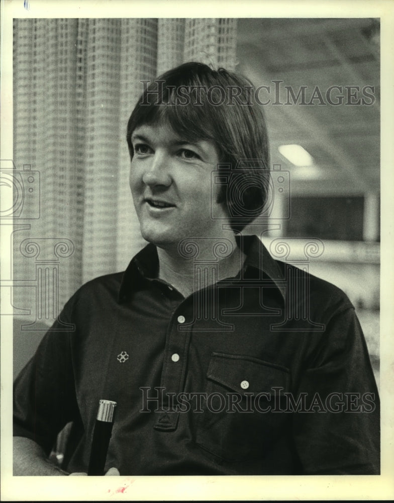 1979 Press Photo Professional golfer Bob Gilder during an interview. - hcs07415- Historic Images