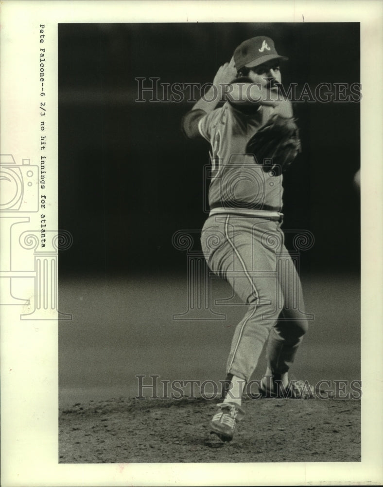 1984 Press Photo Atlanta Braves&#39; Pete Falcone pitches against Houston Astros.- Historic Images