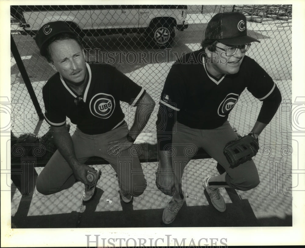 1990 Press Photo Bruce Wiggins &amp; Mike Clark enjoying baseball beyond age 30.- Historic Images