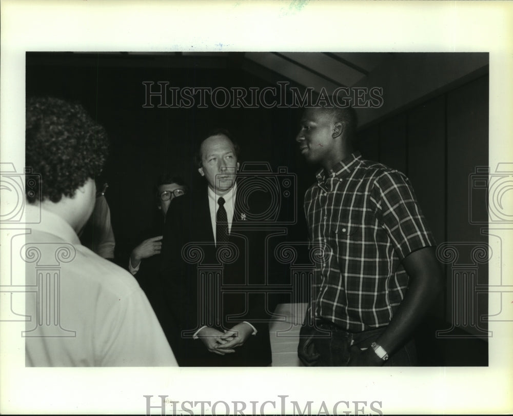 1986 Press Photo University of Houston's new head basketball coach Pat Foster.- Historic Images