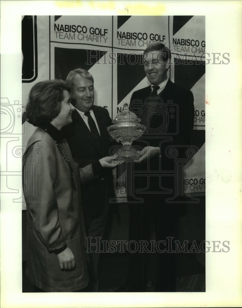 1988 Press Photo Mayor Whitmire and Houston Golf Association&#39;s Justin White- Historic Images