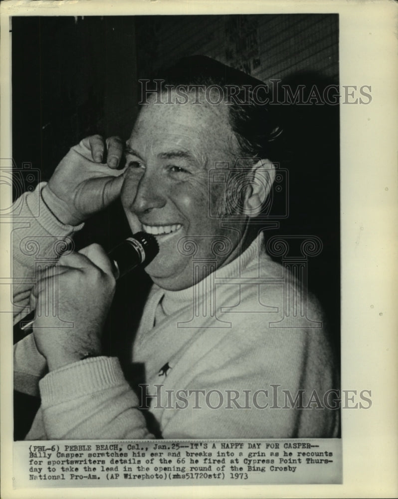 1973 Press Photo Golfer Billy Casper talks to reporters at Bing Crosby Pro-Am.- Historic Images