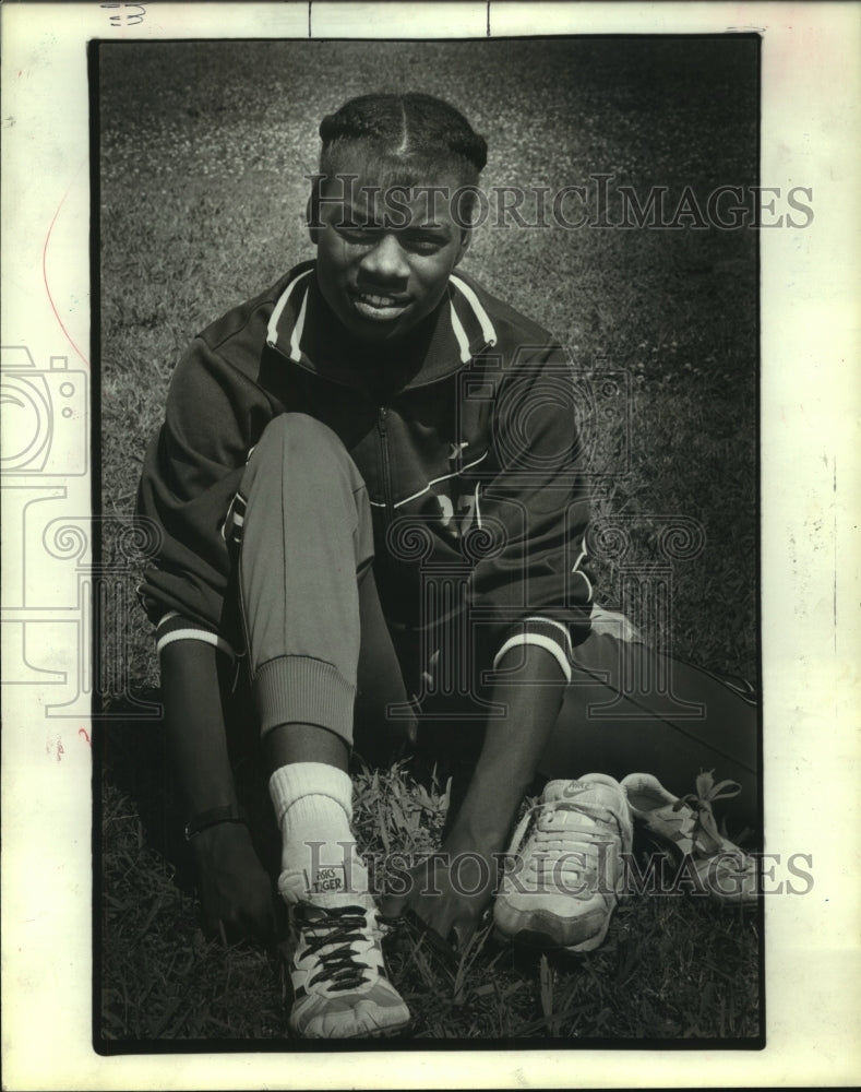 1986 Press Photo Houston Sterling High track star Carlette Guidry defends title.- Historic Images