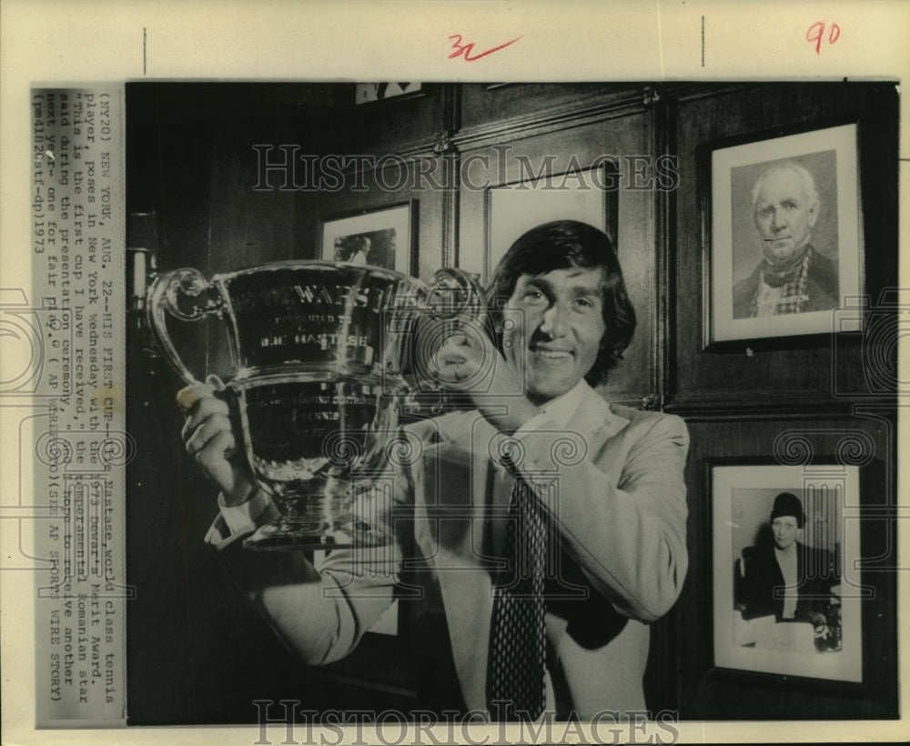 1973 Press Photo Tennis star Ilie Nastase wins Dewar&#39;s Merit Award in New York.- Historic Images