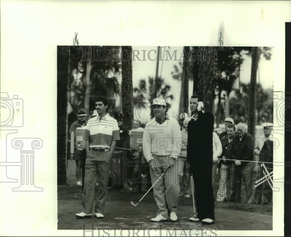 1988 Press Photo Golf instructor Peter Kostis &amp; pupils Corey Pavin, Tom Purtzer.- Historic Images