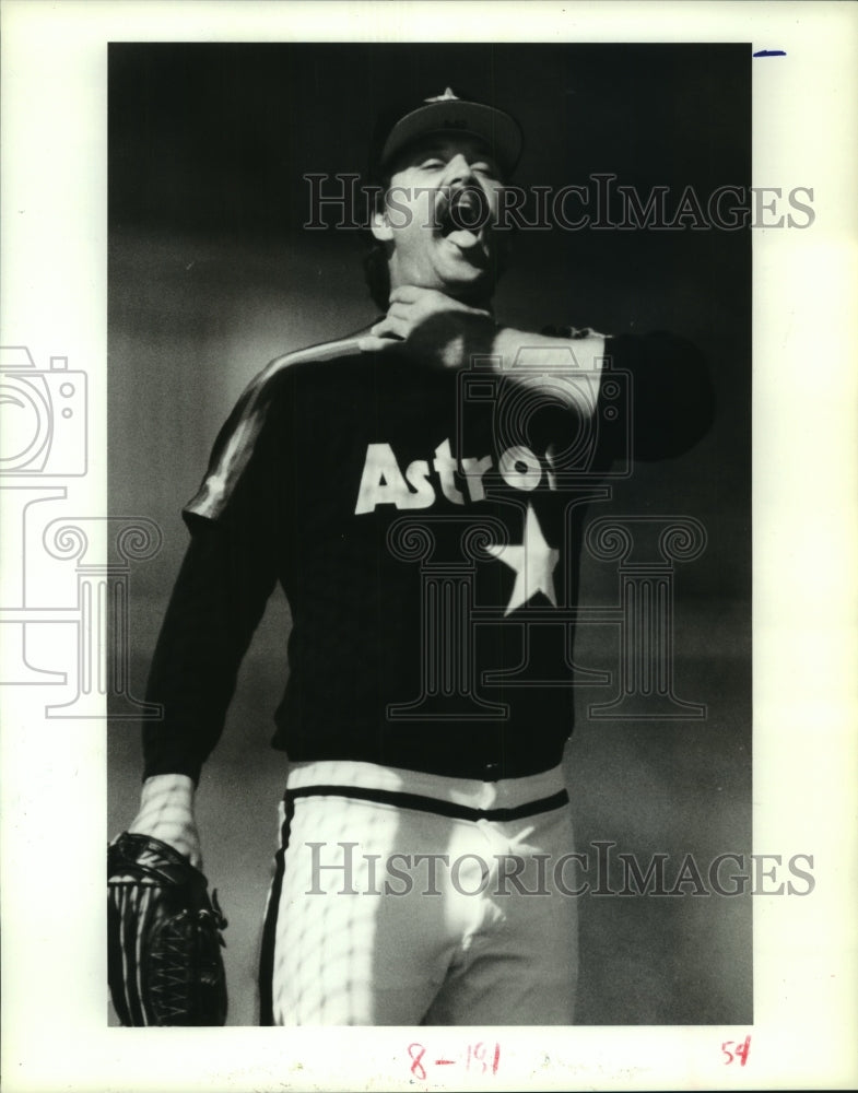 1989 Press Photo Einsel's "Knepper Chokes" photo wins second place in contest.- Historic Images