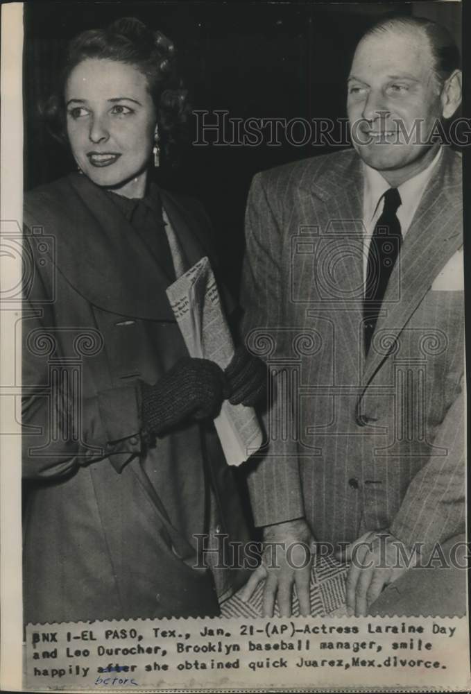 1947 Press Photo Brooklyn manager Leo Durocher and Laraine Day in El Paso- Historic Images