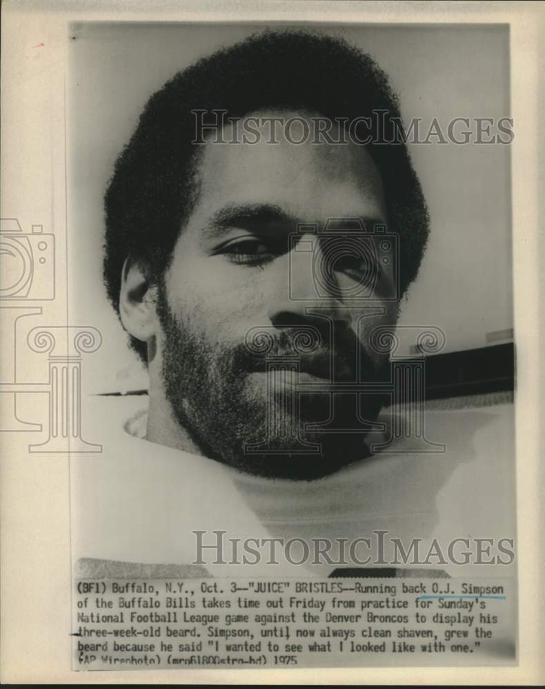 1975 Press Photo O.J. Simpson, running back for the Buffalo Bills - hcs10715- Historic Images