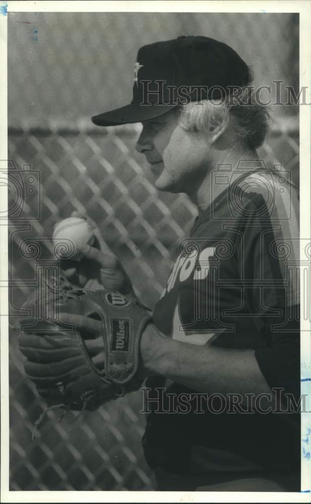 1985 Press Photo Baseball player Joe Niekro at Astros camp - hcs11377- Historic Images