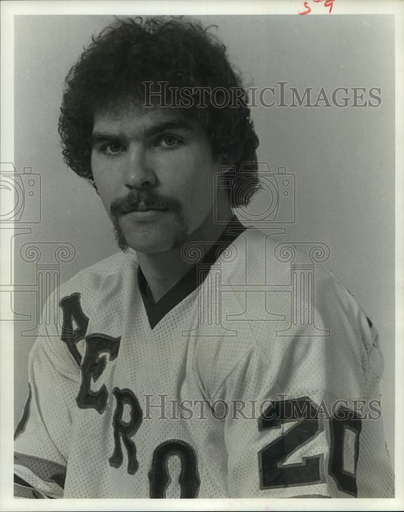 1978 Press Photo Houston Aeros' hockey player John Hughes. - hcs11539- Historic Images