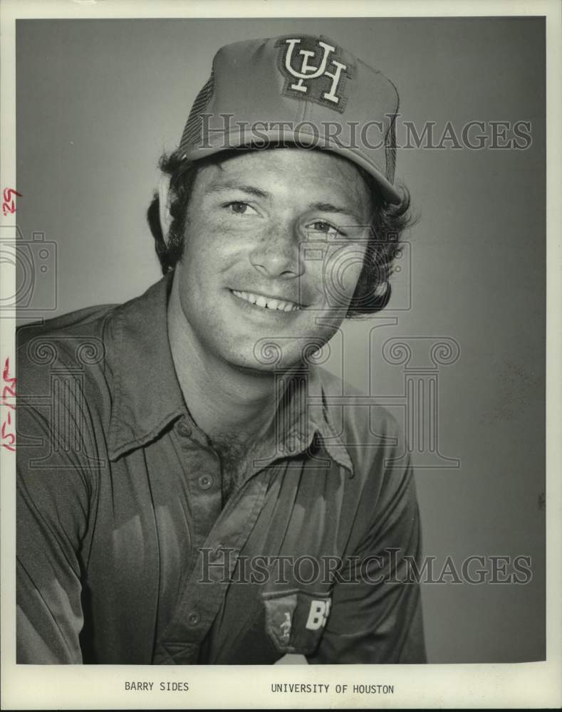 1976 Press Photo University of Houston football coach Barry Sides. - hcs11659- Historic Images