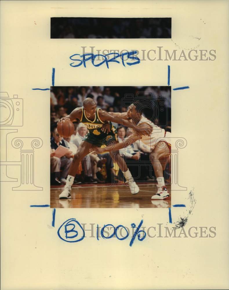 1988 Press Photo Houston Rockets action against the Seattle Supersonics.- Historic Images