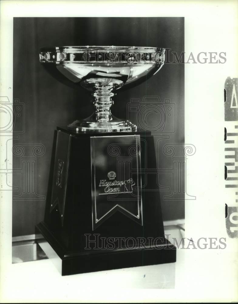 1992 Press Photo Trophy for the winner of Shell Houston Open Golf Tournament.- Historic Images