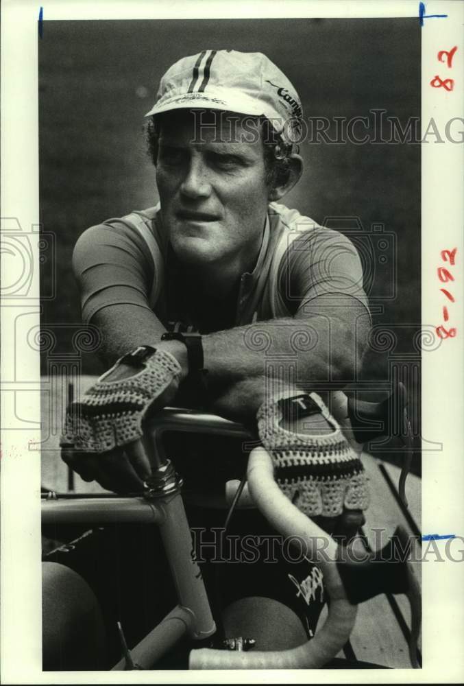 1983 Press Photo Iron Man Triathlon champ John Howard trains eight hours a day.- Historic Images