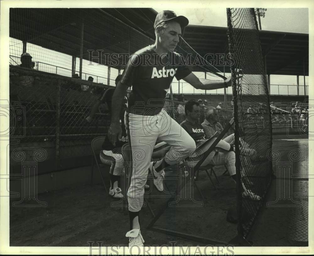 1983 Press Photo Astros&#39; manager Bob Lillis at spring training. - hcs12701- Historic Images