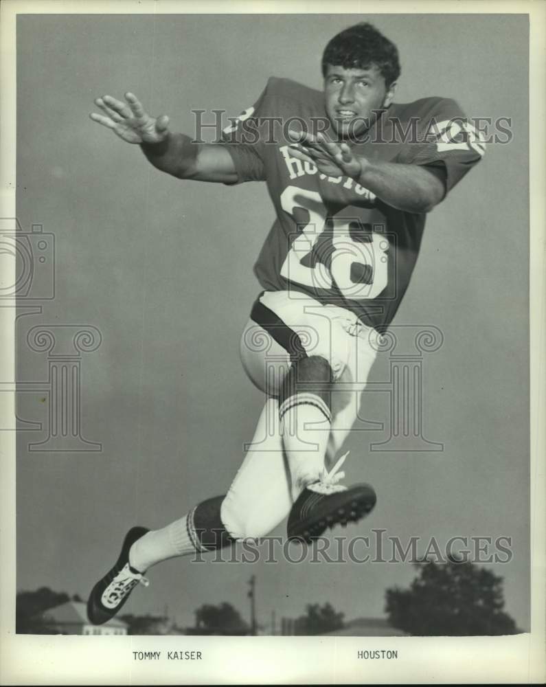 1972 Press Photo University of Houston football player Tommy Kaiser. - hcs13118- Historic Images