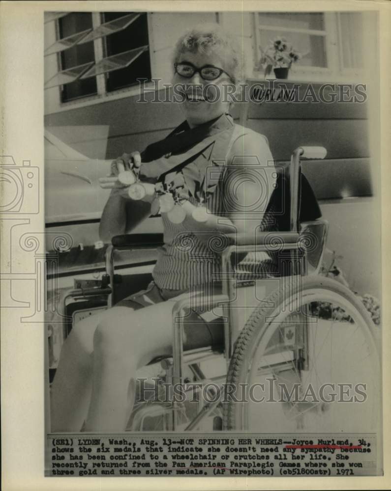 1971 Press Photo Joyce Murland shows six medals won at Pan Am Paraplegic Games.- Historic Images