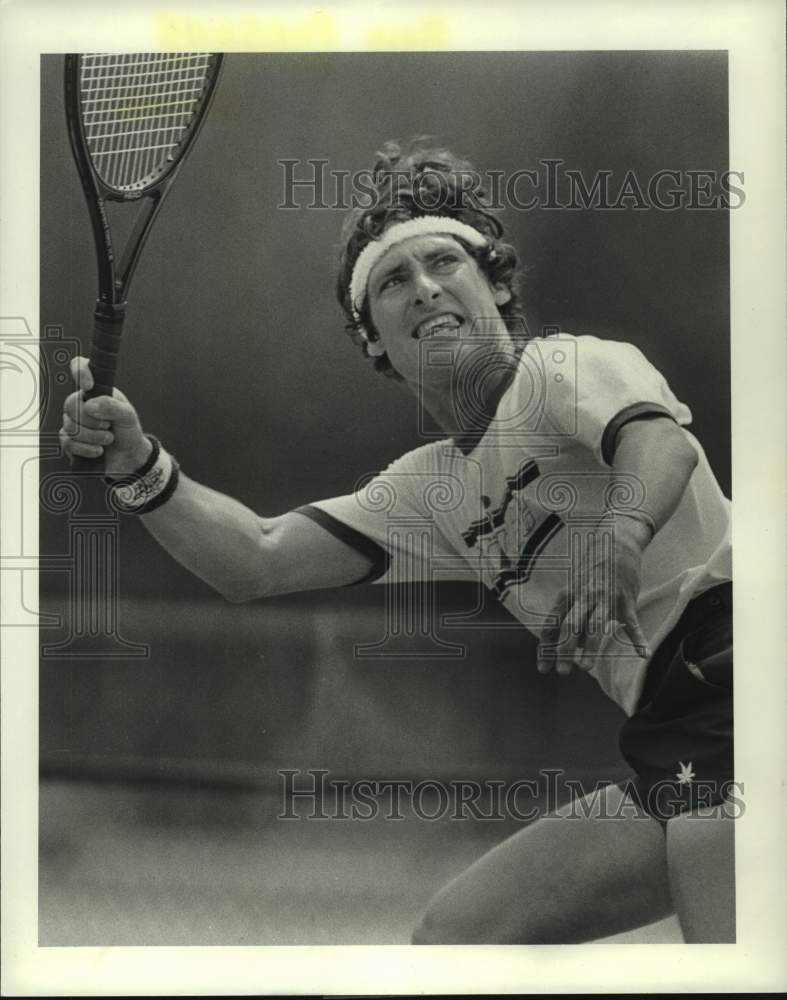 1985 Press Photo Professional tennis player Ross Persons of the United States.- Historic Images
