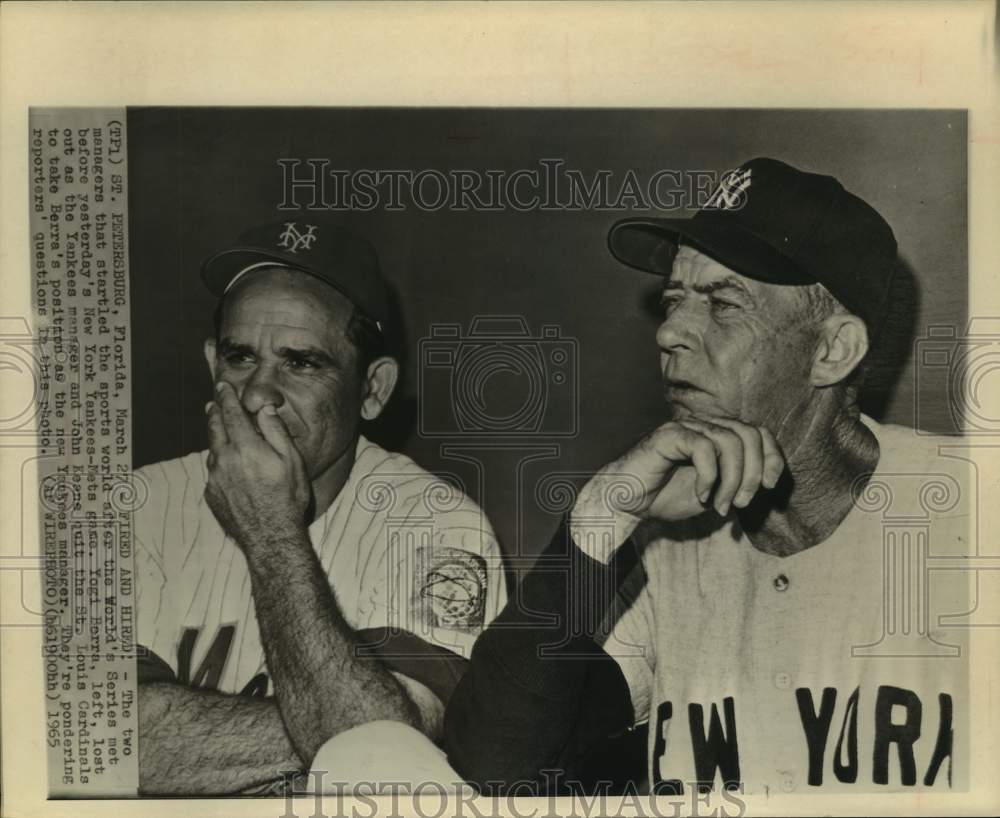 1965 Press Photo Yogi Berra, John Keane respond to questions from reporters