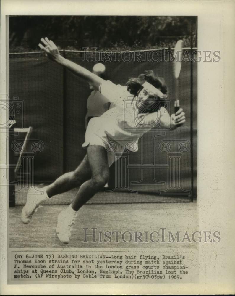 1969 Press Photo Tennis player Thomas Koch lunges to return shot at London match- Historic Images