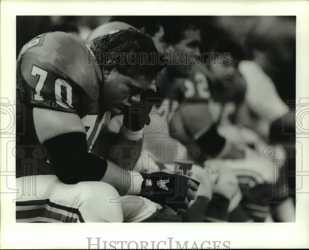 1983 Press Photo Dean Steinkuhler, Oilers football player - hcs15440- Historic Images