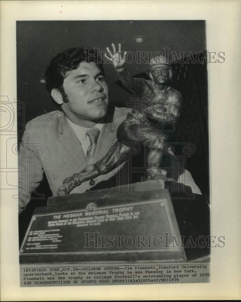 1970 Press Photo Stanford University&#39;s Jim Plunkett with his Heisman Trophy-NY- Historic Images