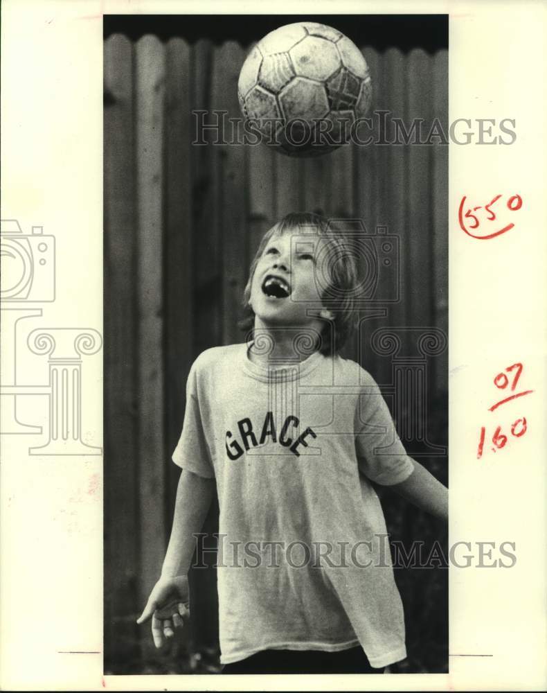 1980 Press Photo Christopher gets into position for a header in soccer game, TX- Historic Images