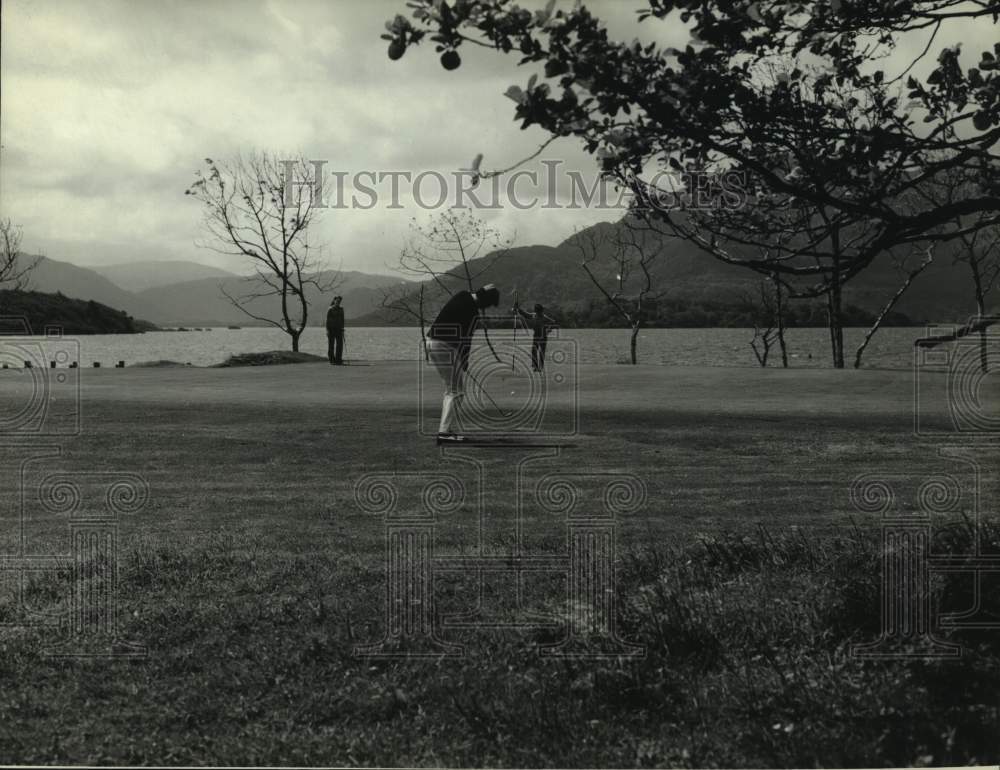 1982 Press Photo Golfers play Golf Killarney in County Kerry, Ireland.- Historic Images