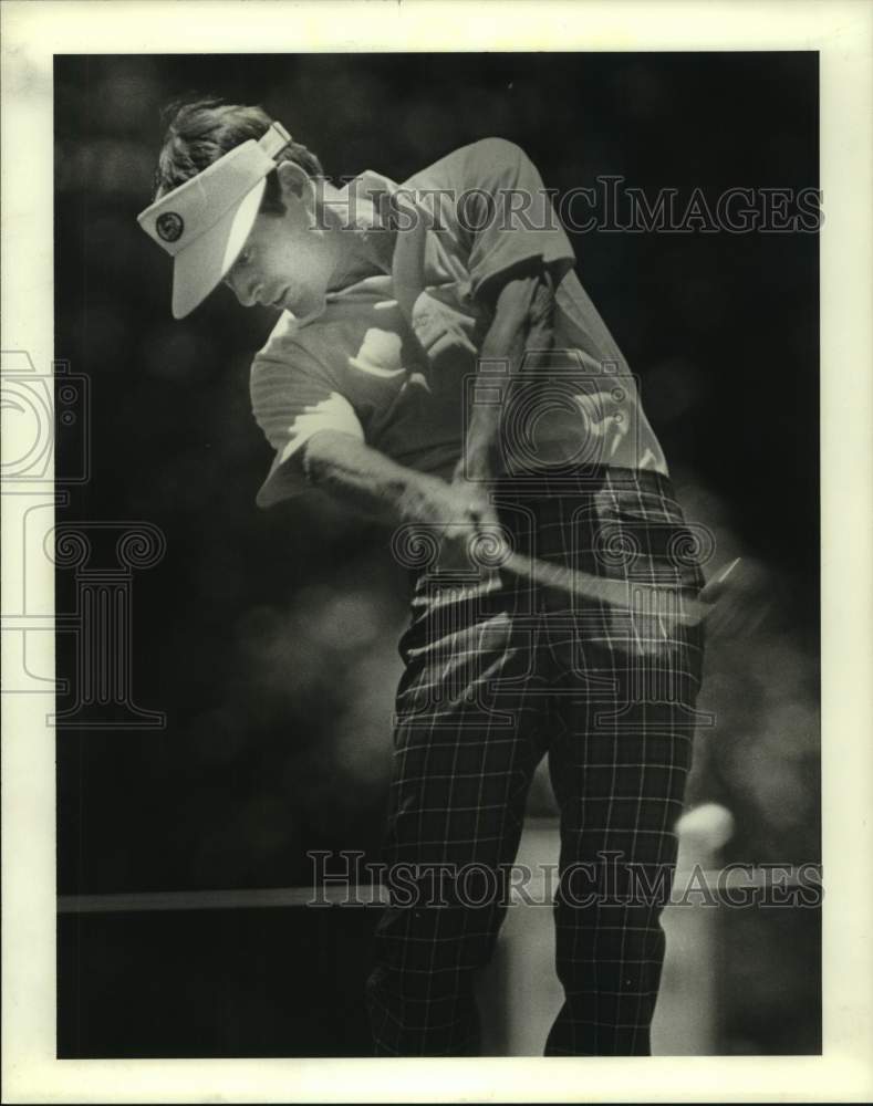 1983 Press Photo Pro golfer Mike Reid tees off on the 16th hole. - hcs17168- Historic Images