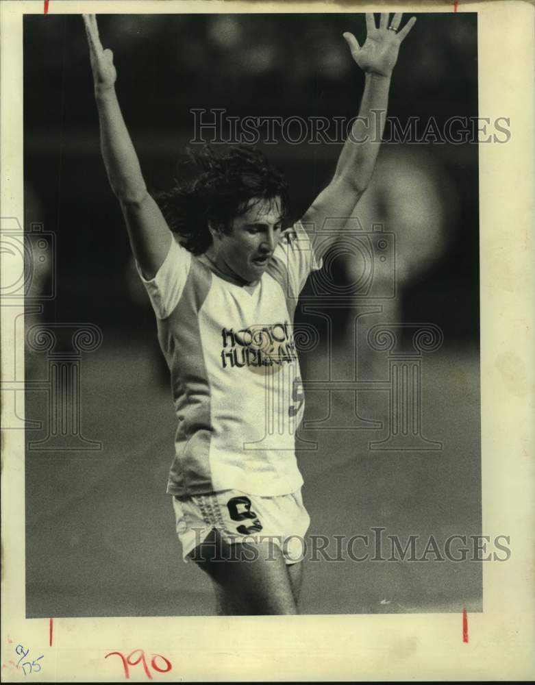 1979 Press Photo Hurricanes&#39; forward Eduardo Marasco celebrates scoring a goal.- Historic Images