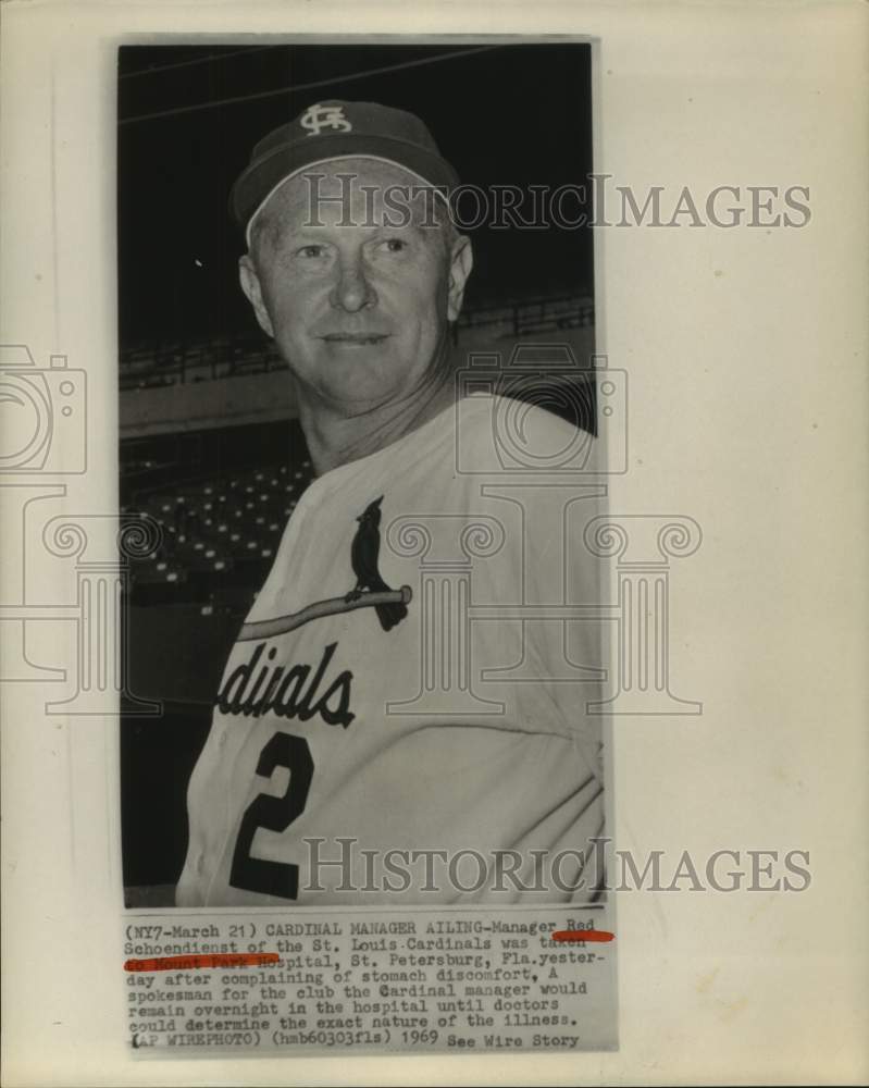 1969 Press Photo Cardinals&#39; manager Red Schoendienst ailing, taken to hospital.- Historic Images