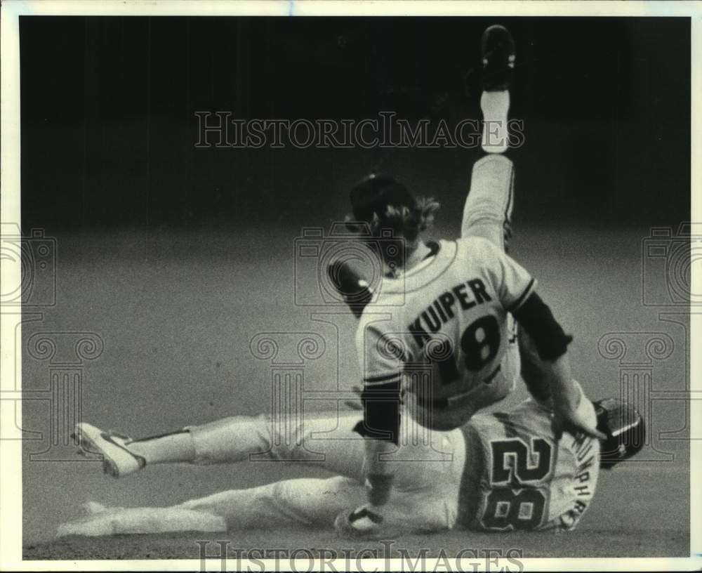 1983 Press Photo Houston Astros baseball player Jerry Mumphrey upends D Kuiper- Historic Images