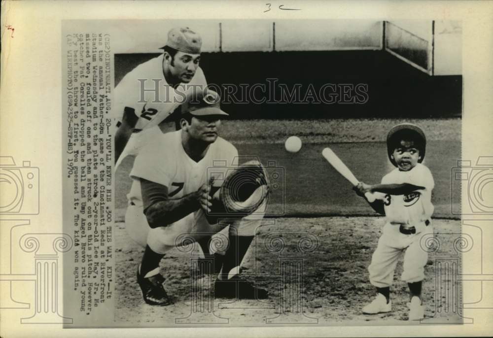 1970 Press Photo Young batter swings during Cincinnati Reds Father-Son game- Historic Images