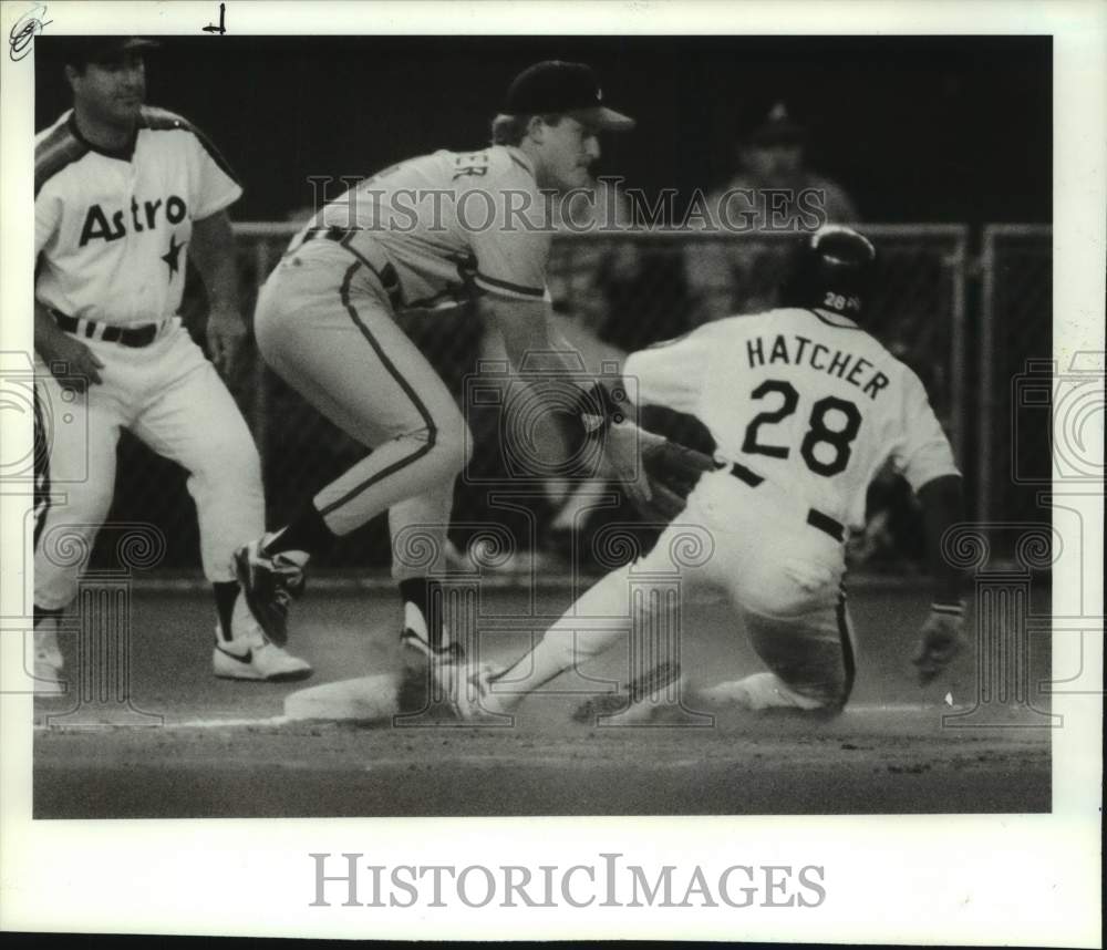 1989 Press Photo Houston Astros baseball player Billy Hatcher slides into 3rd- Historic Images