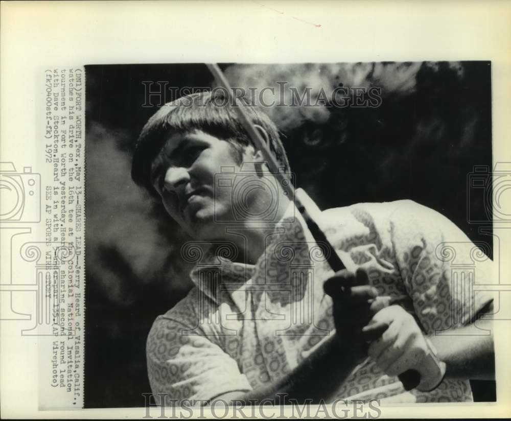 1972 Press Photo Pro golfer Jerry Heard watches drive at Colonial National- Historic Images