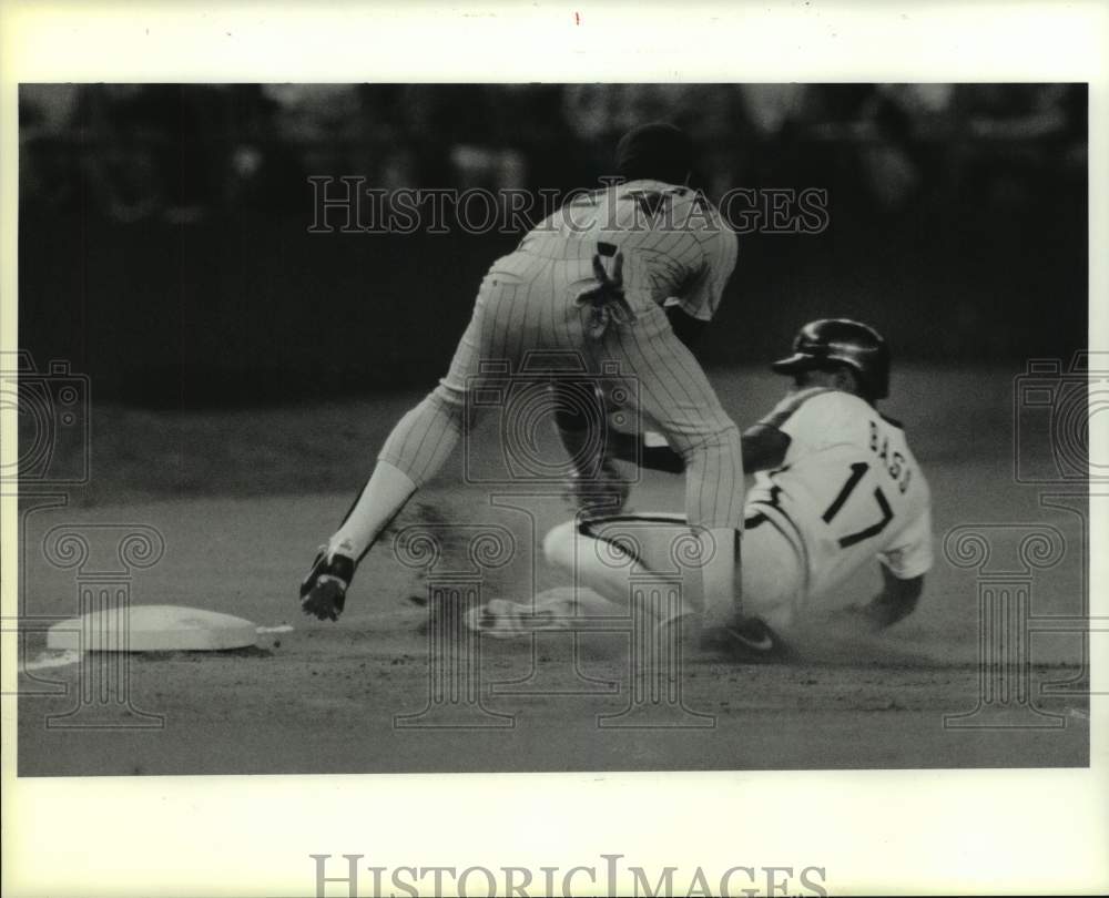 1987 Press Photo Astros&#39; Kevin Bass tagged out by Padres&#39; Luis Salazar.- Historic Images