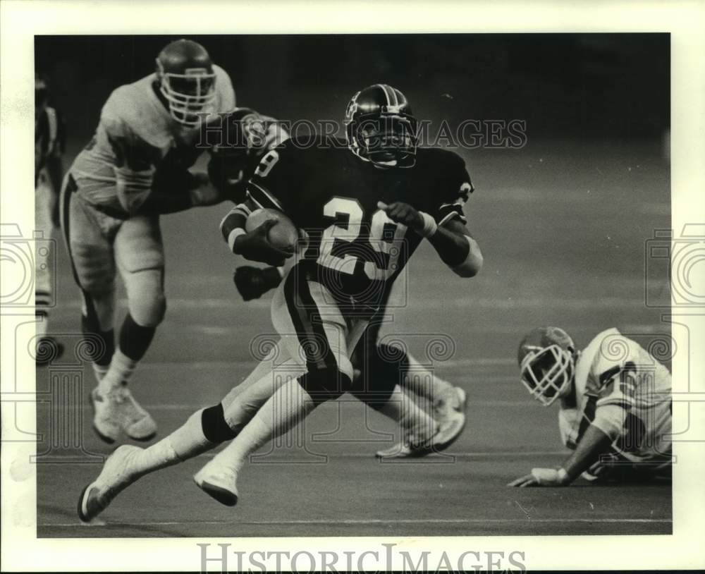 1984 Press Photo Gamblers&#39; Sam Harrell runs to daylight. - hcs18606- Historic Images